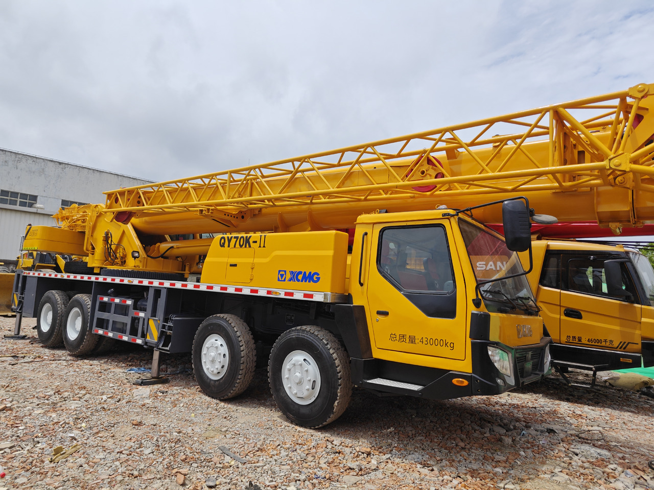 XCMG QY70K QY70K-II Used Crane 70t 70ton - Grua móvel: foto 1 XCMG QY70K QY70K-II Used Crane 70t 70ton - Grua móvel: foto 1