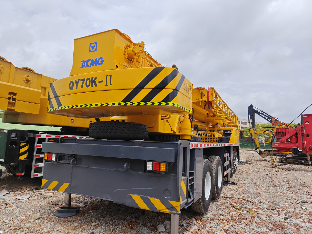 XCMG QY70K QY70K-II Used Crane 70t 70ton - Grua móvel: foto 4 XCMG QY70K QY70K-II Used Crane 70t 70ton - Grua móvel: foto 4