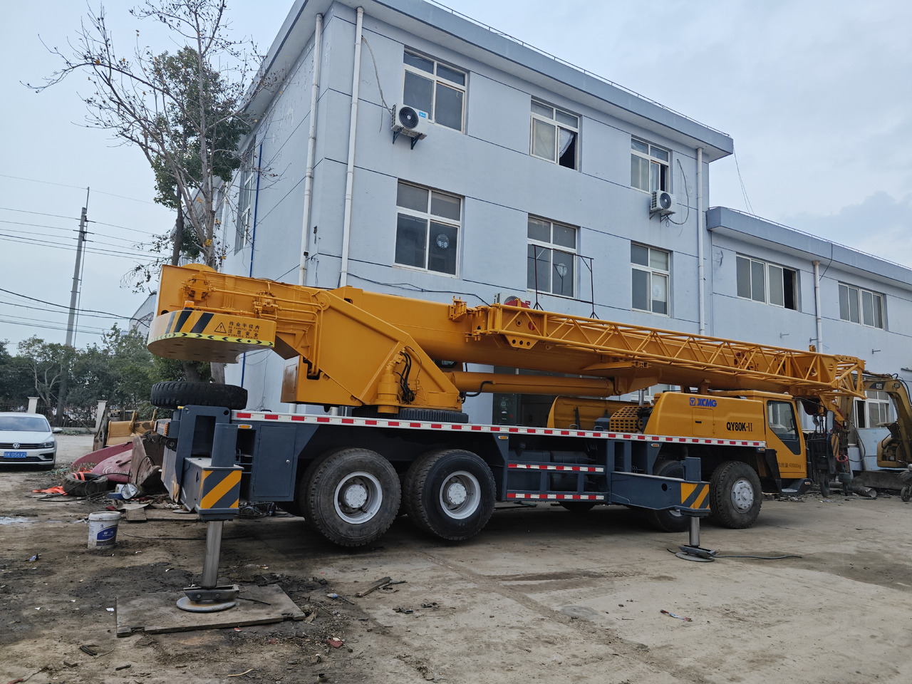 XCMG QY80K 80T TRUCK CRANE - Grua móvel: foto 1 XCMG QY80K 80T TRUCK CRANE - Grua móvel: foto 1