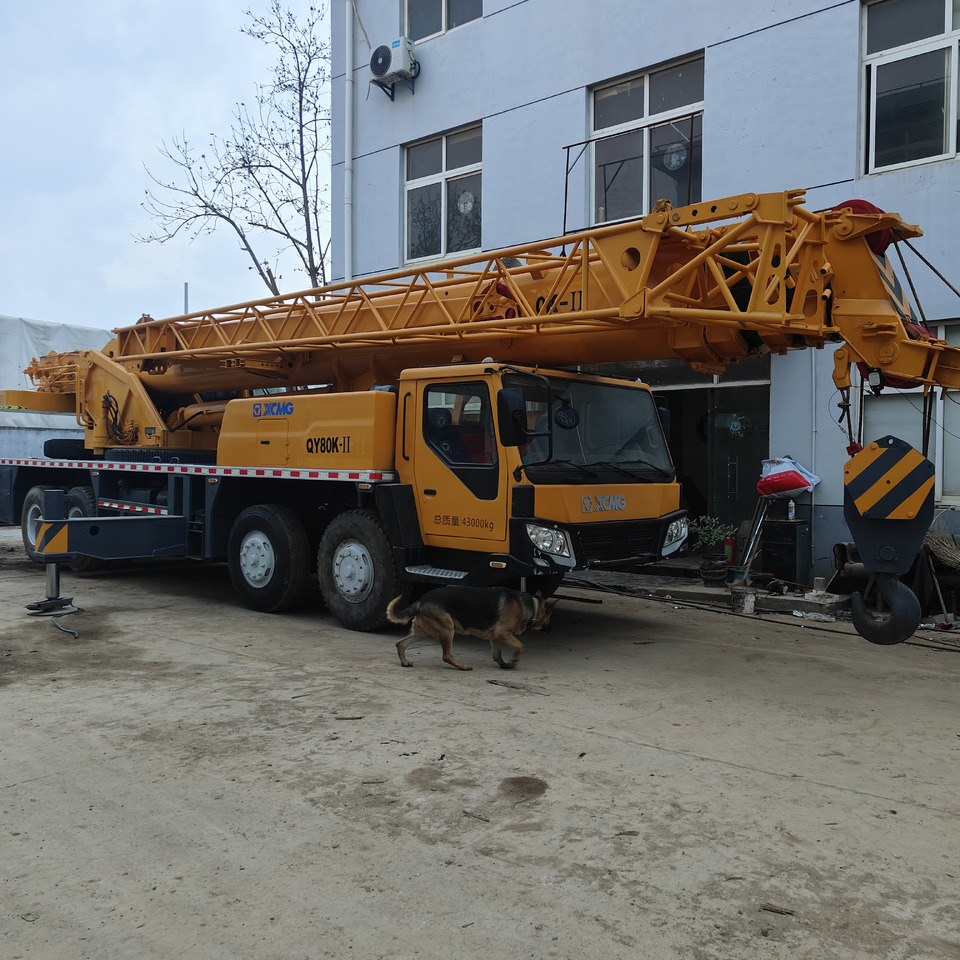 XCMG QY80K 80T TRUCK CRANE - Grua móvel: foto 3 XCMG QY80K 80T TRUCK CRANE - Grua móvel: foto 3