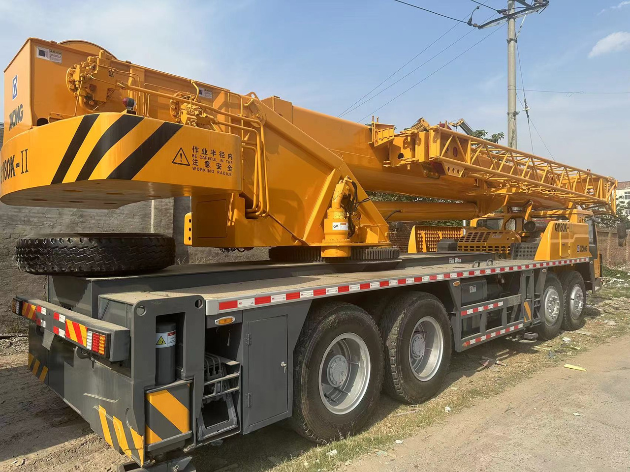 XCMG QY80K used 80ton truck crane - Grua todo o terreno: foto 2 XCMG QY80K used 80ton truck crane - Grua todo o terreno: foto 2
