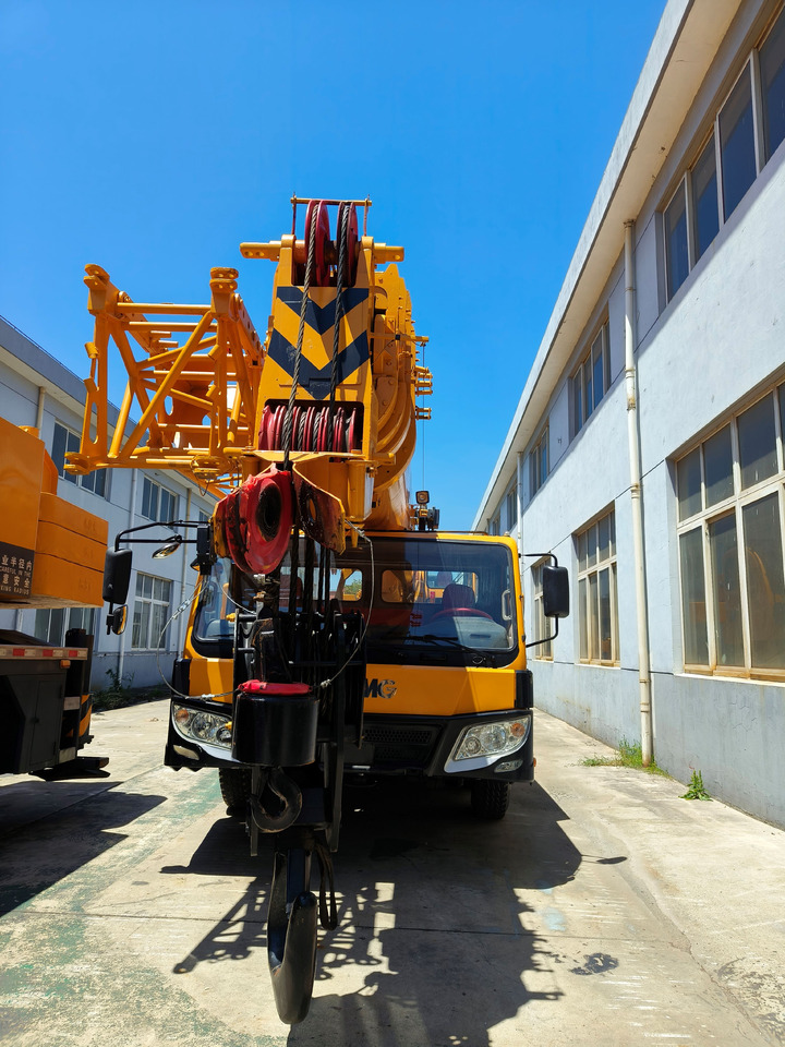 XCMG QY80K used xcmg truck crane - Grua móvel: foto 2 XCMG QY80K used xcmg truck crane - Grua móvel: foto 2