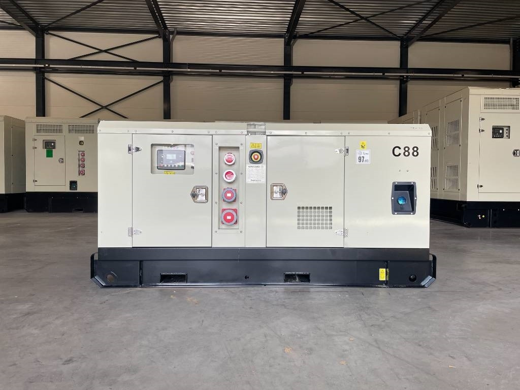 Cummins 4BTA3.9-G11 - 88 kVA Generator - DPX-19834 - Gerador elétrico: foto 1 Cummins 4BTA3.9-G11 - 88 kVA Generator - DPX-19834 - Gerador elétrico: foto 1