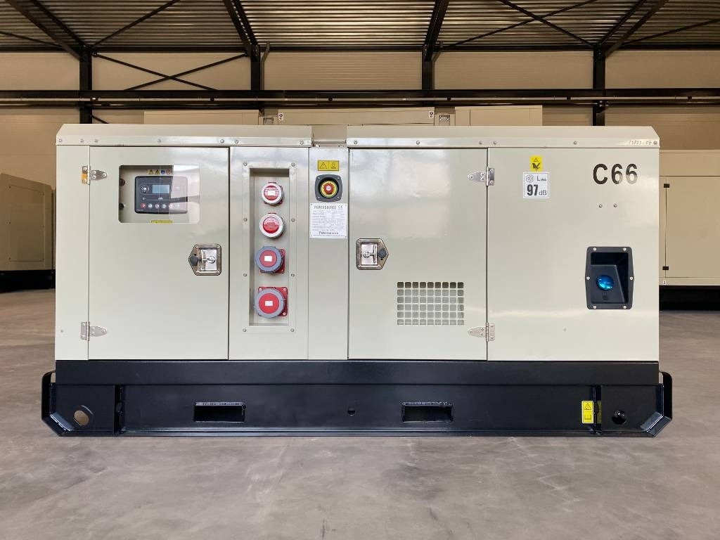 Cummins 4BTA3.9-G2 - 66 kVA Generator - DPX-19833 - Gerador elétrico: foto 1 Cummins 4BTA3.9-G2 - 66 kVA Generator - DPX-19833 - Gerador elétrico: foto 1