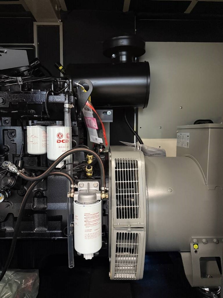 Cummins 6CTAA8.3-G2 - 220 kVA Generator - DPX-19840  - Gerador elétrico: foto 3 Cummins 6CTAA8.3-G2 - 220 kVA Generator - DPX-19840  - Gerador elétrico: foto 3