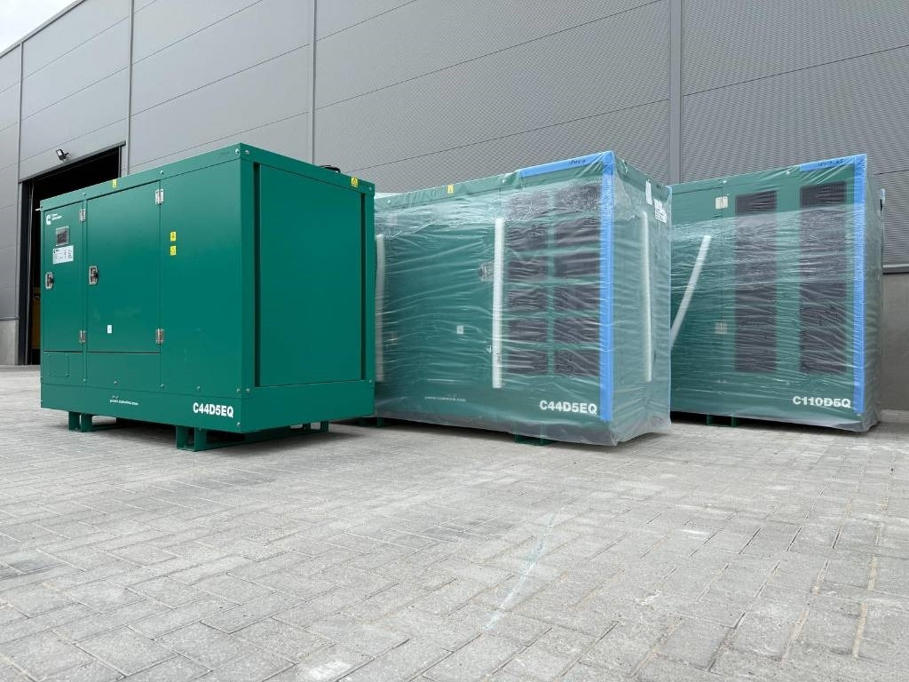 Cummins C110D5Q - 110 kVA Generator - DPX-18509-Q - Gerador elétrico: foto 5 Cummins C110D5Q - 110 kVA Generator - DPX-18509-Q - Gerador elétrico: foto 5