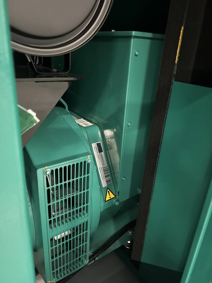 Cummins C110D5Q - 110 kVA Generator - DPX-18509-Q - Gerador elétrico: foto 4 Cummins C110D5Q - 110 kVA Generator - DPX-18509-Q - Gerador elétrico: foto 4