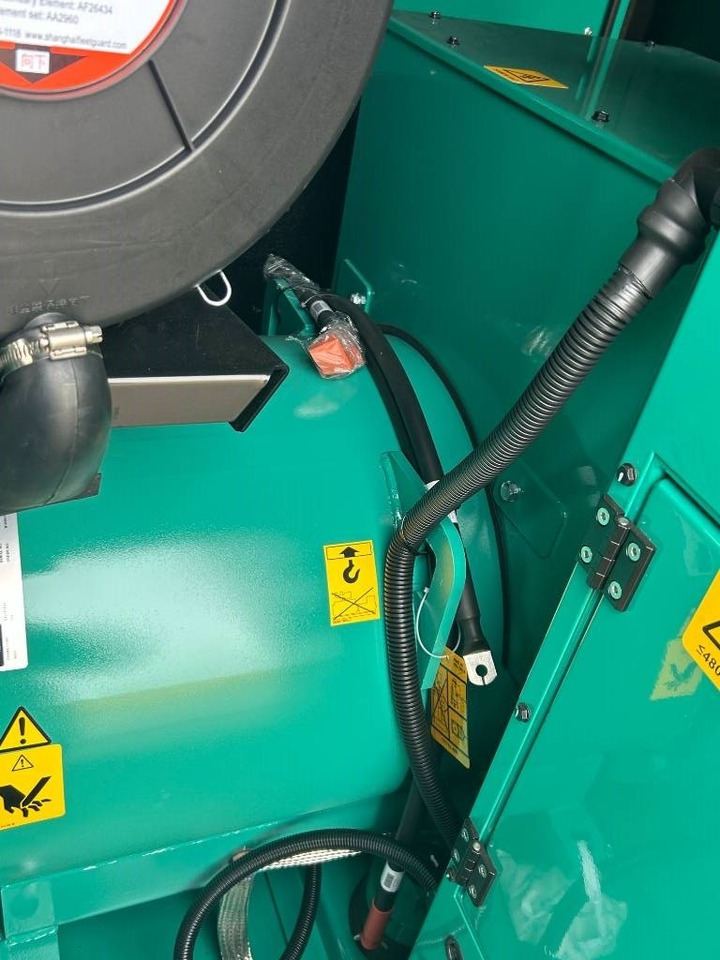 Cummins C400D5 - 400 kVA Generator - DPX-18518 - Gerador elétrico: foto 3 Cummins C400D5 - 400 kVA Generator - DPX-18518 - Gerador elétrico: foto 3