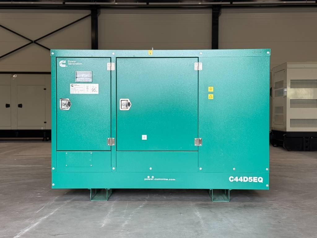Cummins C44D5EQ - 44 kVA Generator - DPX-18505-Q - Gerador elétrico: foto 1 Cummins C44D5EQ - 44 kVA Generator - DPX-18505-Q - Gerador elétrico: foto 1