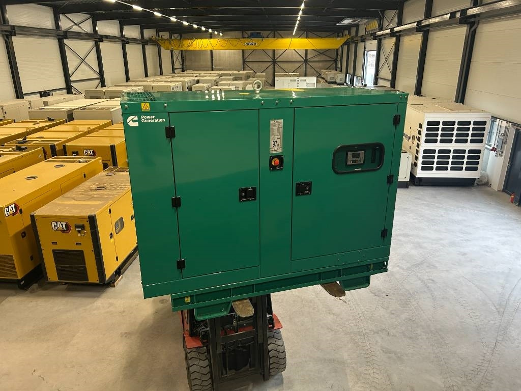 Cummins C66D5EQ - 66 kVA Generator - DPX-18507-Q - Gerador elétrico: foto 1 Cummins C66D5EQ - 66 kVA Generator - DPX-18507-Q - Gerador elétrico: foto 1