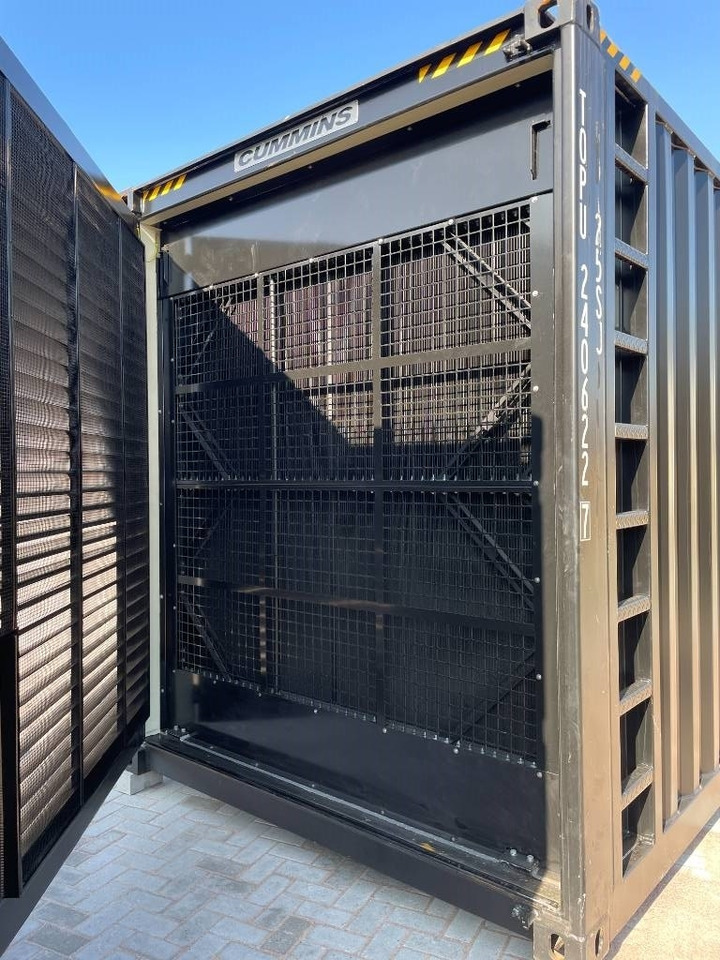 Cummins KTA50GS8 - 1.675 kVA Generator - DPX-18821 - Gerador elétrico: foto 4 Cummins KTA50GS8 - 1.675 kVA Generator - DPX-18821 - Gerador elétrico: foto 4