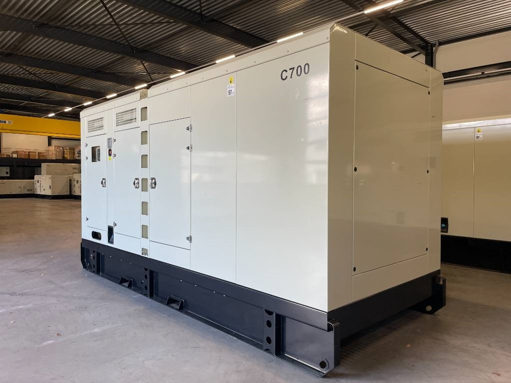 Cummins KTAA19-G6A - 700 kVA Generator - DPX-19848 - Gerador elétrico: foto 5 Cummins KTAA19-G6A - 700 kVA Generator - DPX-19848 - Gerador elétrico: foto 5