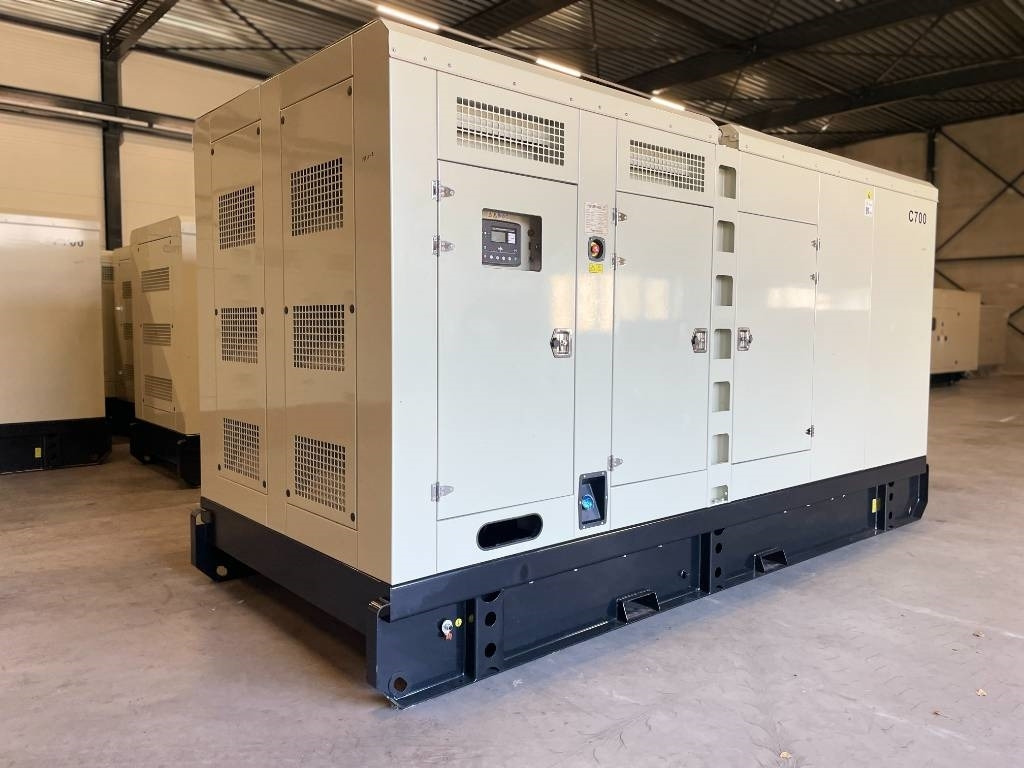Cummins KTAA19-G6A - 700 kVA Generator - DPX-19848 - Gerador elétrico: foto 2 Cummins KTAA19-G6A - 700 kVA Generator - DPX-19848 - Gerador elétrico: foto 2