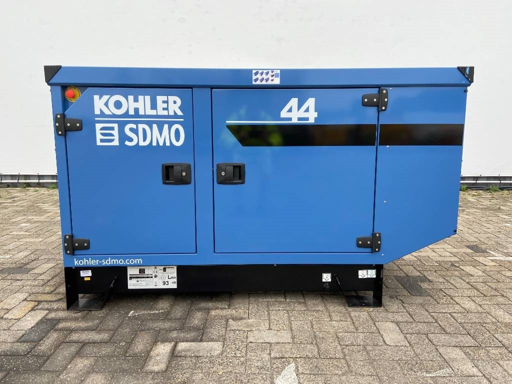 Sdmo K44 - 44 kVA Generator - DPX-17005 - Gerador elétrico: foto 2 Sdmo K44 - 44 kVA Generator - DPX-17005 - Gerador elétrico: foto 2