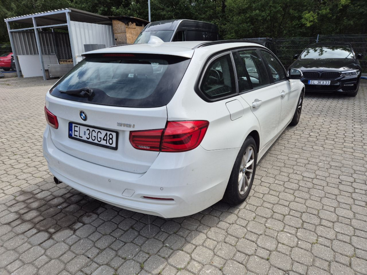 BMW 318I KOMBI - Automóvel: foto 3 BMW 318I KOMBI - Automóvel: foto 3