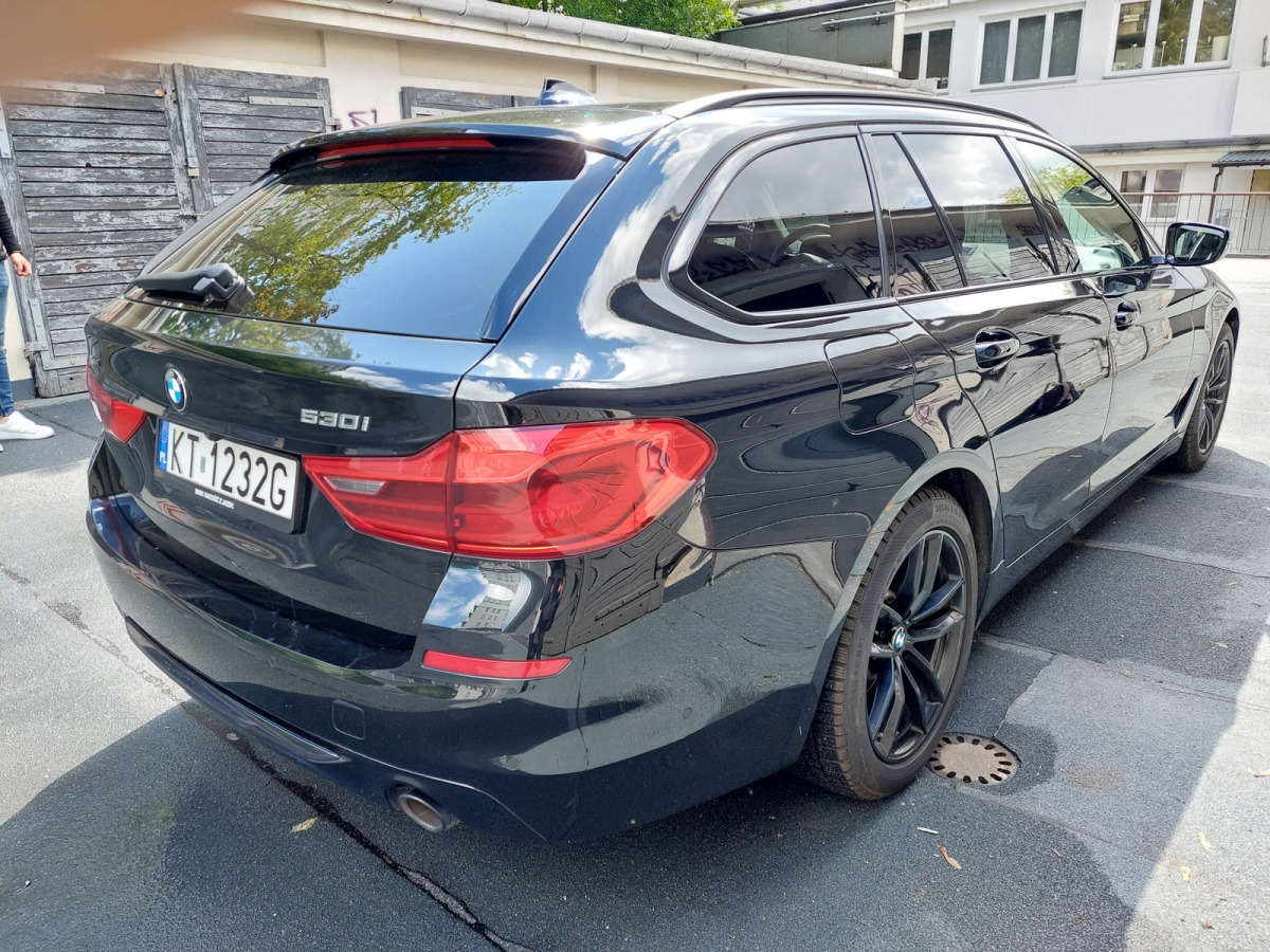 BMW 530I XDRIVE KOMBI - Automóvel: foto 3 BMW 530I XDRIVE KOMBI - Automóvel: foto 3