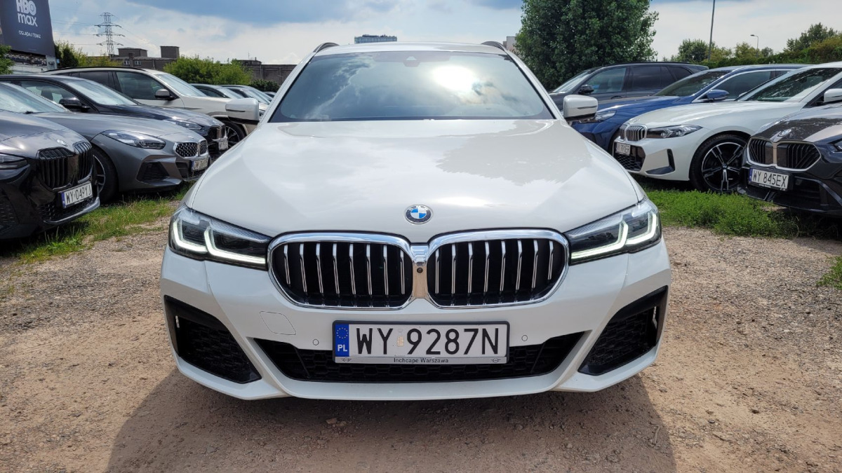 BMW 530e xDrive M Sport KOMBI - Automóvel: foto 5 BMW 530e xDrive M Sport KOMBI - Automóvel: foto 5