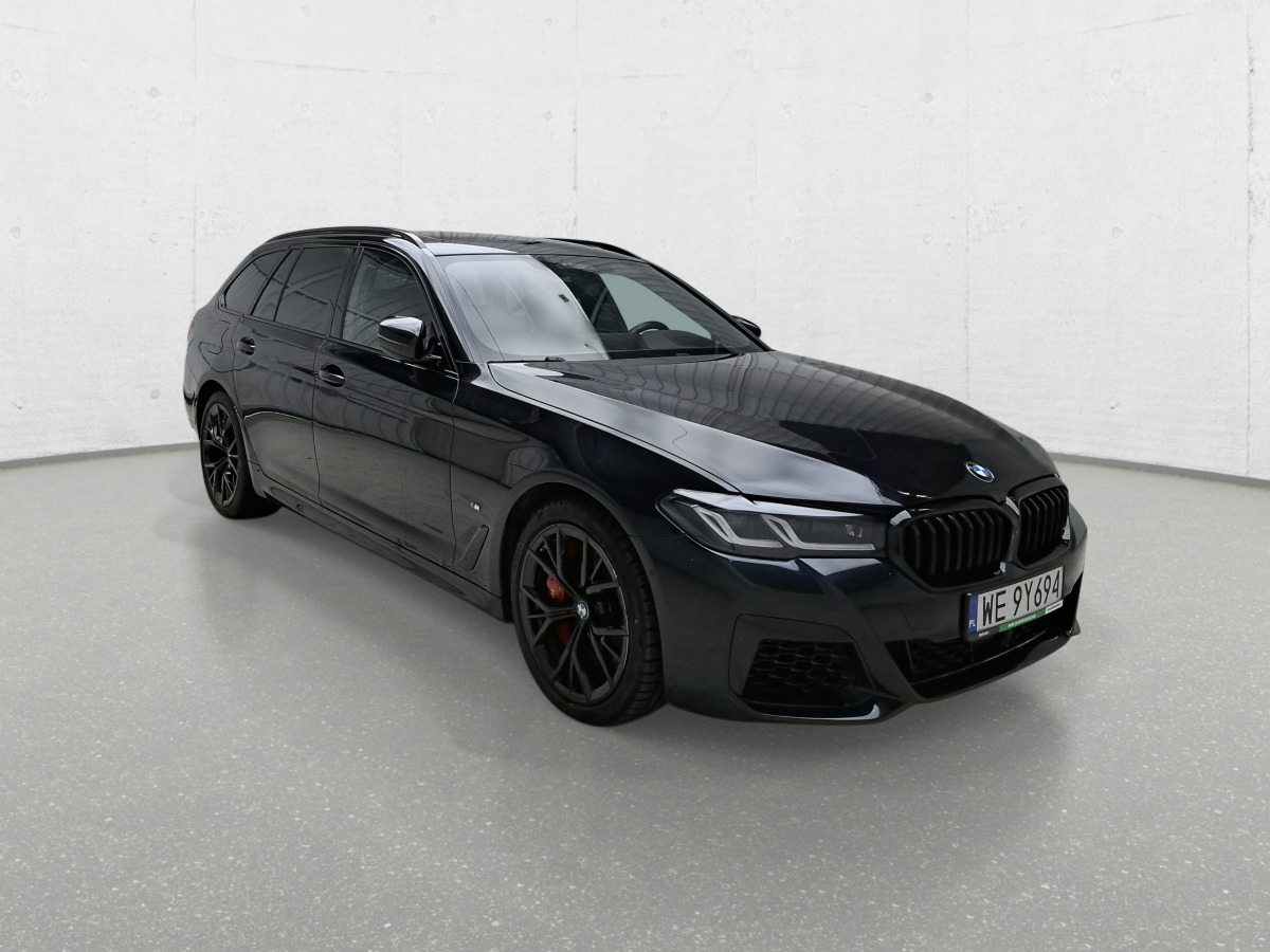 BMW 540I XDRIVE KOMBI - Automóvel: foto 2 BMW 540I XDRIVE KOMBI - Automóvel: foto 2