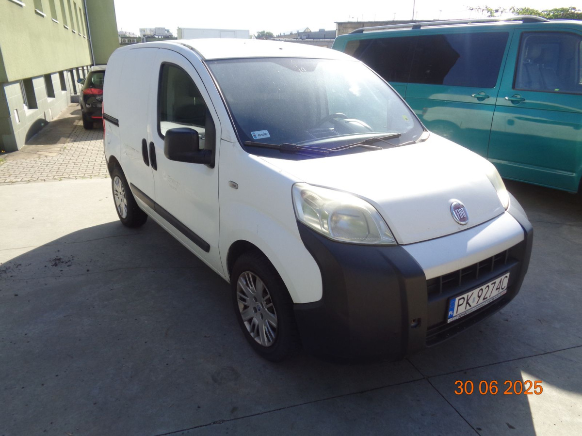 FIAT FIORINO FURGON BLASZAK - Furgão: foto 1 FIAT FIORINO FURGON BLASZAK - Furgão: foto 1