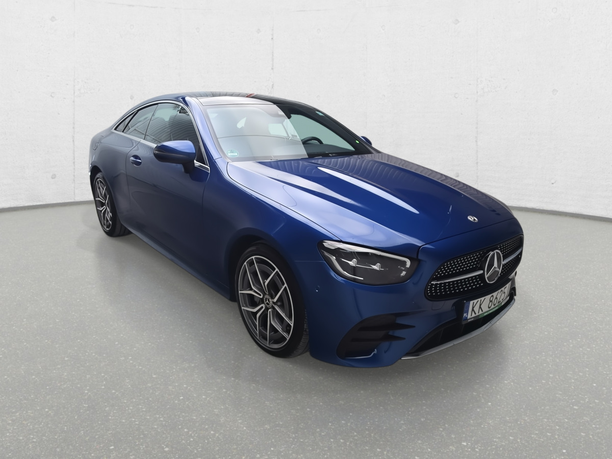 Automóvel MERCEDES BENZ   E 200 4MATIC COUPE: foto 1