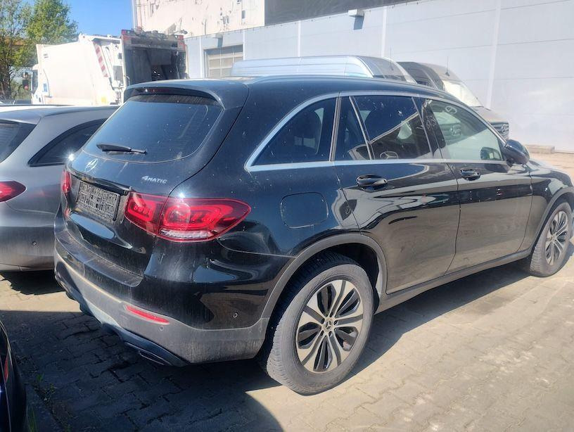 MERCEDES BENZ GLC 200D SUV - SUV: foto 4 MERCEDES BENZ GLC 200D SUV - SUV: foto 4