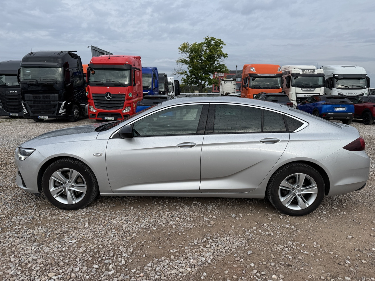 OPEL INSIGNIA LIFTBACK - Automóvel: foto 4 OPEL INSIGNIA LIFTBACK - Automóvel: foto 4