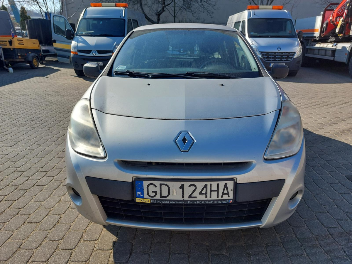 RENAULT CLIO HATCHBACK - Automóvel: foto 3 RENAULT CLIO HATCHBACK - Automóvel: foto 3