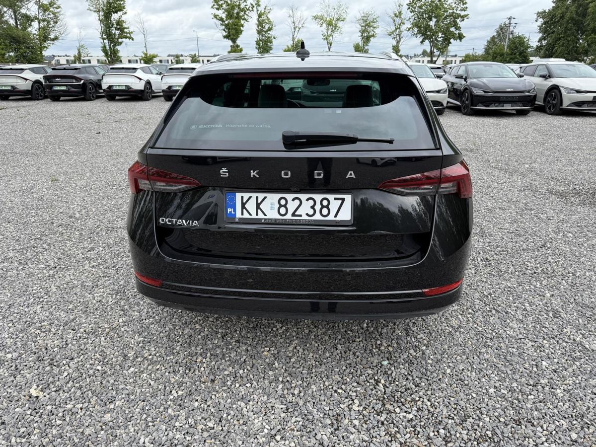 SKODA OCTAVIA IV 2.0 TDI STYL KOMBI - Automóvel: foto 5 SKODA OCTAVIA IV 2.0 TDI STYL KOMBI - Automóvel: foto 5