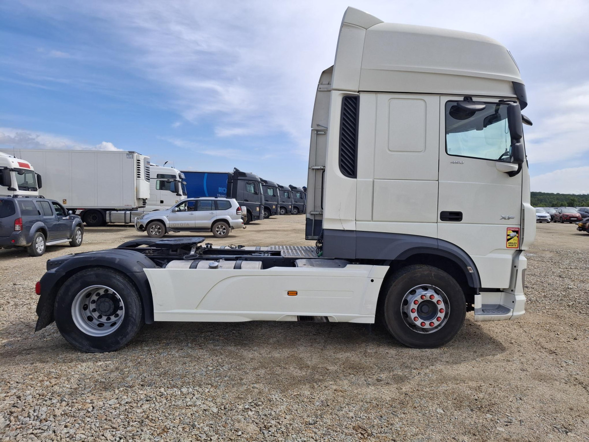 DAF XF 450 FT CIĄGNIK SIODŁOWY - Tractor: foto 4 DAF XF 450 FT CIĄGNIK SIODŁOWY - Tractor: foto 4