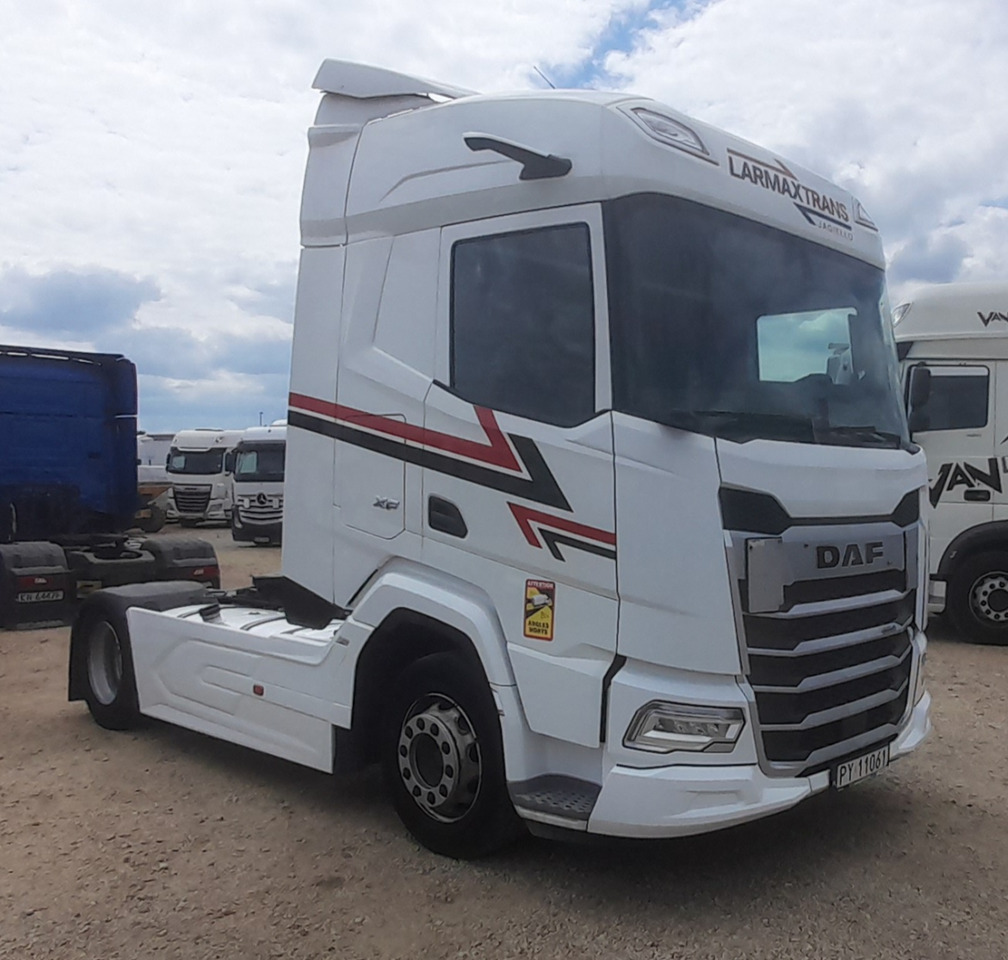 DAF XG 480 CIĄGNIK SIODŁOWY - Tractor: foto 1 DAF XG 480 CIĄGNIK SIODŁOWY - Tractor: foto 1