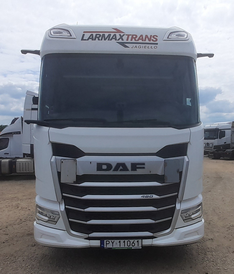 DAF XG 480 CIĄGNIK SIODŁOWY - Tractor: foto 2 DAF XG 480 CIĄGNIK SIODŁOWY - Tractor: foto 2