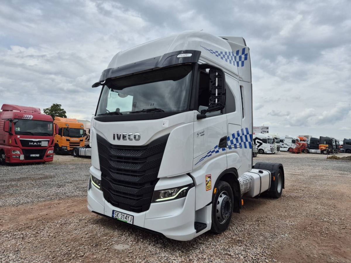 IVECO AS440ST/FP LT CIĄGNIK SIODŁOWY - Tractor: foto 4 IVECO AS440ST/FP LT CIĄGNIK SIODŁOWY - Tractor: foto 4