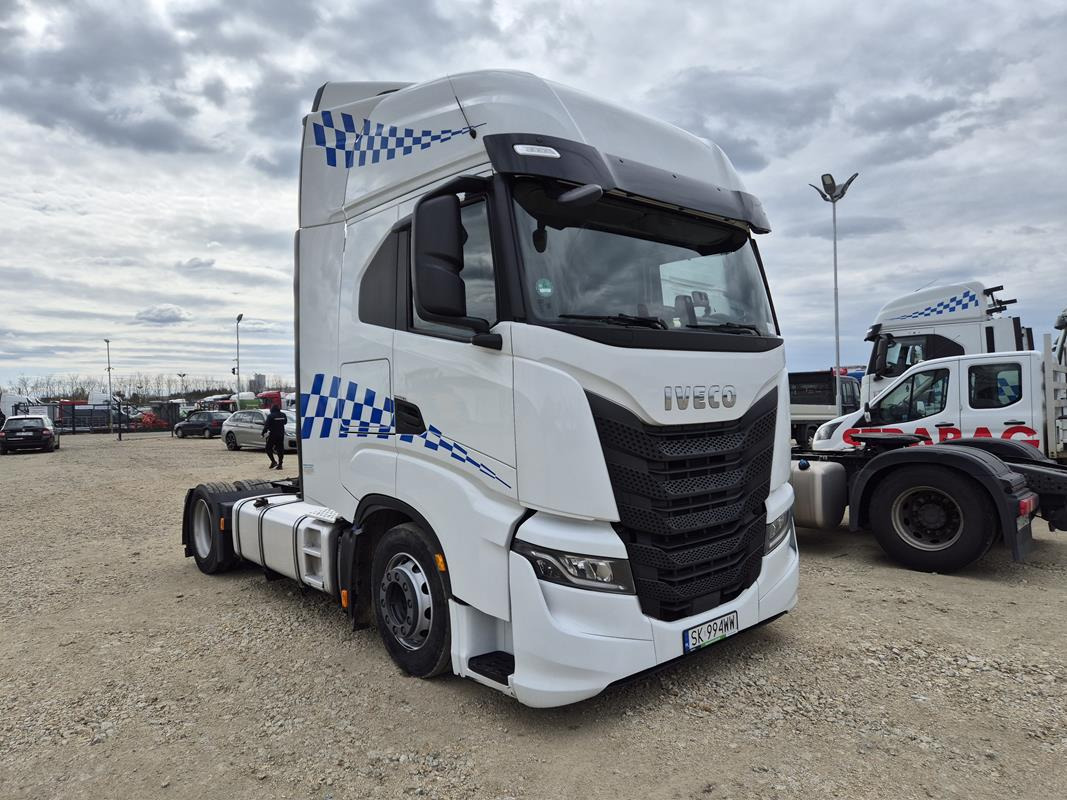 IVECO AS440ST/FP LT CIĄGNIK SIODŁOWY - Tractor: foto 1 IVECO AS440ST/FP LT CIĄGNIK SIODŁOWY - Tractor: foto 1