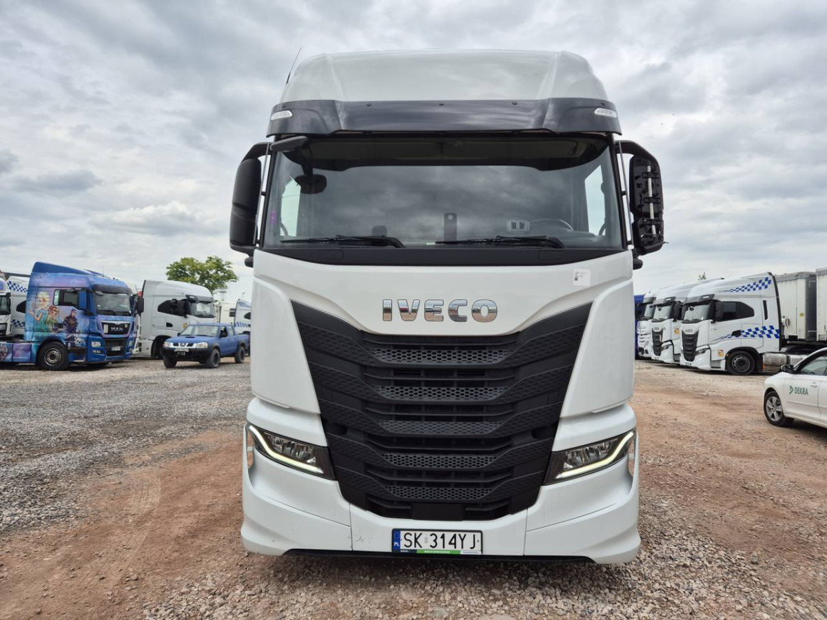 IVECO AS440ST/FP LT CIĄGNIK SIODŁOWY - Tractor: foto 3 IVECO AS440ST/FP LT CIĄGNIK SIODŁOWY - Tractor: foto 3