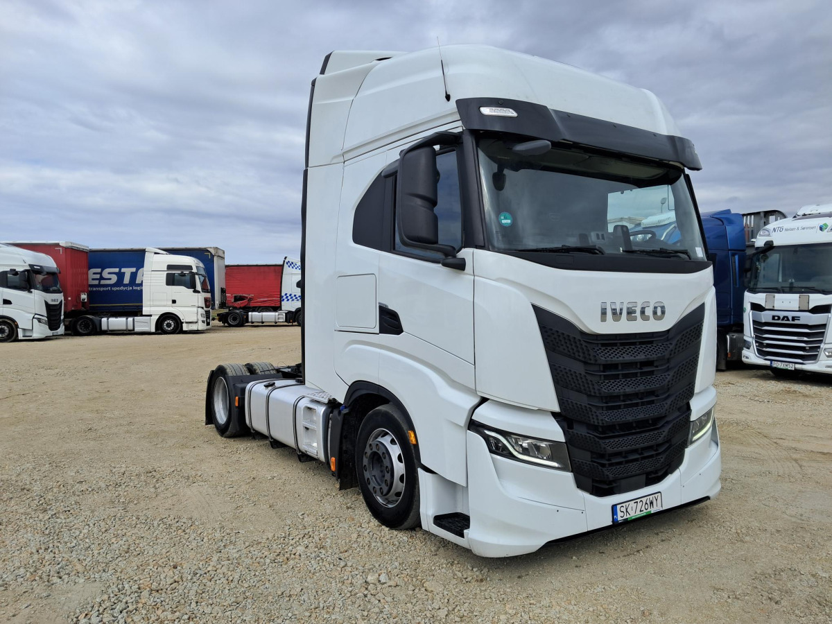 IVECO AS440ST/FP LT CIĄGNIK SIODŁOWY - Tractor: foto 1 IVECO AS440ST/FP LT CIĄGNIK SIODŁOWY - Tractor: foto 1