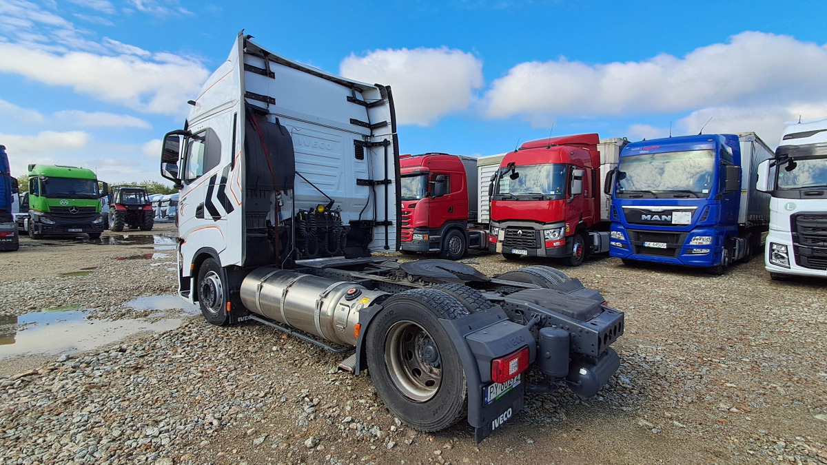 IVECO AS440ST/FP LT LNG CIĄGNIK SIODŁOWY - Tractor: foto 5 IVECO AS440ST/FP LT LNG CIĄGNIK SIODŁOWY - Tractor: foto 5