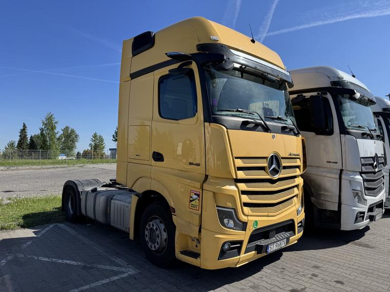 MERCEDES BENZ ACTROS CIĄGNIK SIODŁOWY - Tractor: foto 1 MERCEDES BENZ ACTROS CIĄGNIK SIODŁOWY - Tractor: foto 1