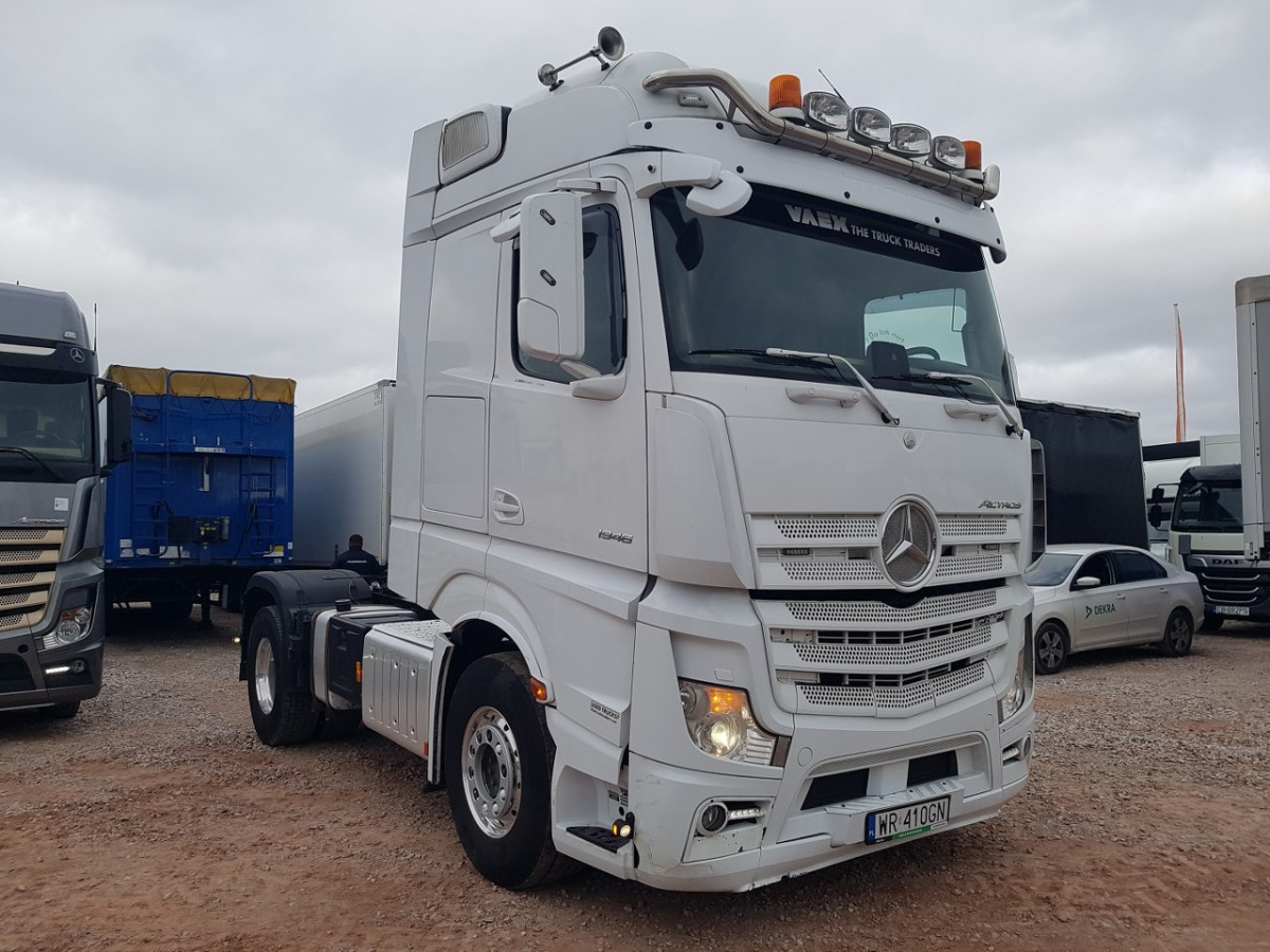 MERCEDES BENZ ACTROS CIĄGNIK SIODŁOWY - Tractor: foto 1 MERCEDES BENZ ACTROS CIĄGNIK SIODŁOWY - Tractor: foto 1