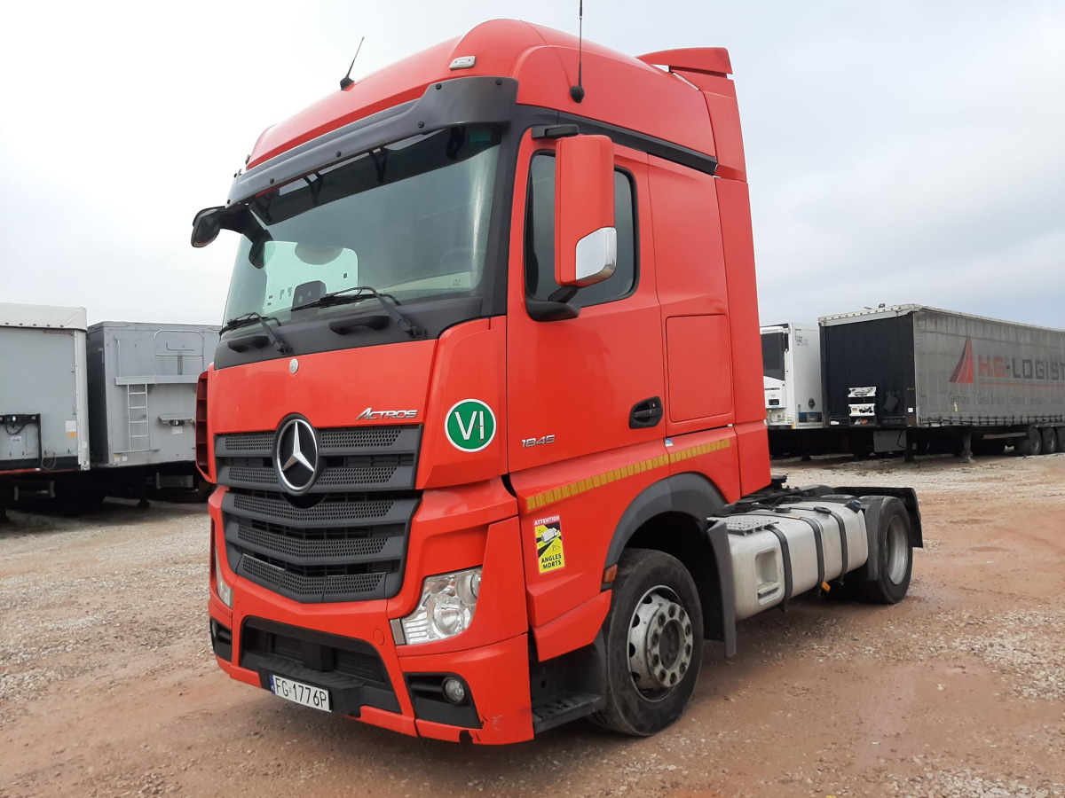 MERCEDES BENZ ACTROS CIĄGNIK SIODŁOWY - Tractor: foto 3 MERCEDES BENZ ACTROS CIĄGNIK SIODŁOWY - Tractor: foto 3