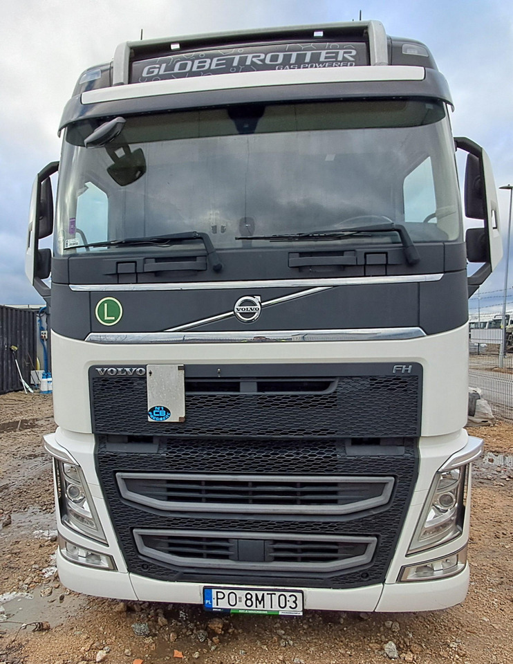 VOLVO FH 460 CIĄGNIK SIODŁOWY - Tractor: foto 2 VOLVO FH 460 CIĄGNIK SIODŁOWY - Tractor: foto 2