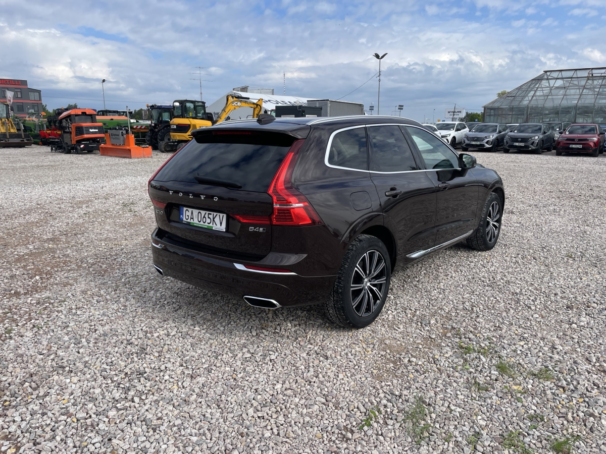 VOLVO XC-60 SUV - SUV: foto 4 VOLVO XC-60 SUV - SUV: foto 4