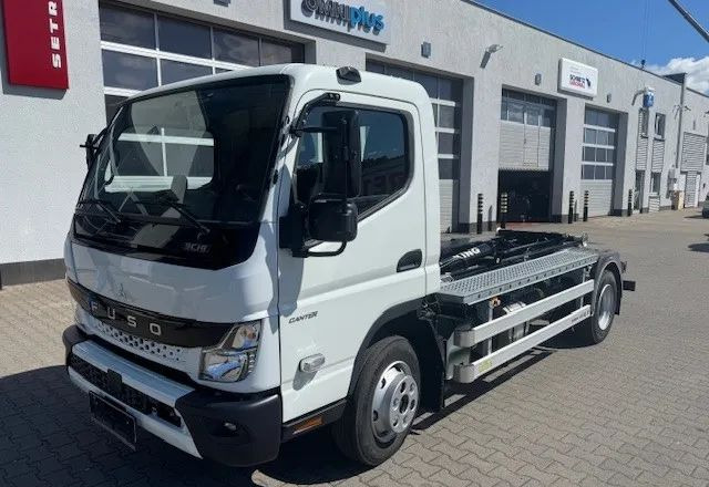 FUSO Canter 9C18 Hakowiec - Caminhão de lixo: foto 1 FUSO Canter 9C18 Hakowiec - Caminhão de lixo: foto 1