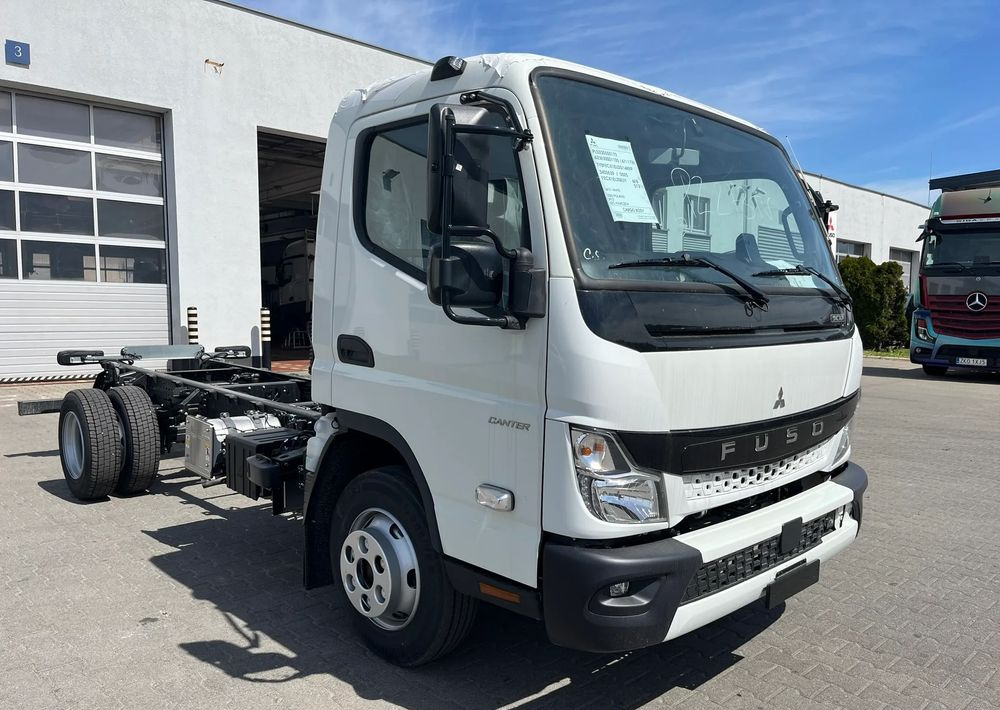 FUSO Canter 9C18 podwozie - Camião chassi: foto 1 FUSO Canter 9C18 podwozie - Camião chassi: foto 1