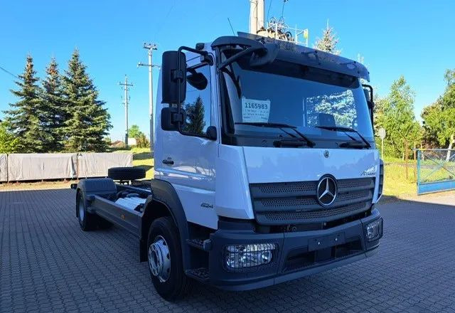 Mercedes-Benz Atego 1624 L Podwozie - Camião chassi: foto 3 Mercedes-Benz Atego 1624 L Podwozie - Camião chassi: foto 3