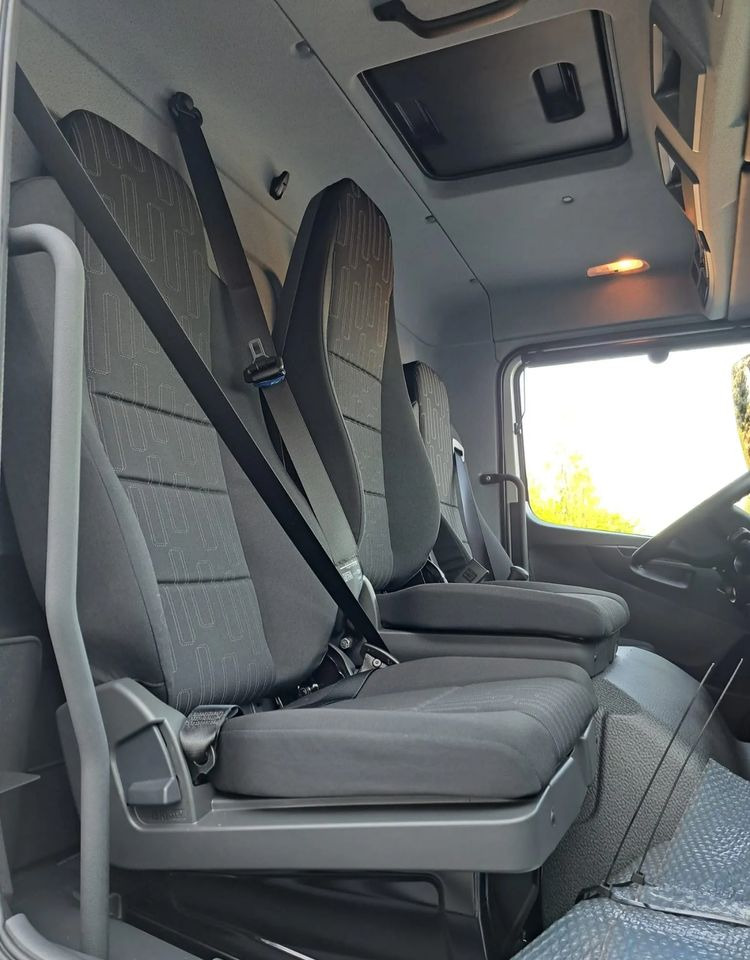 Mercedes-Benz Atego 1624 L Podwozie - Camião chassi: foto 4 Mercedes-Benz Atego 1624 L Podwozie - Camião chassi: foto 4