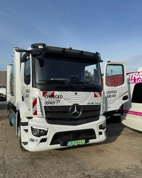 Mercedes-Benz eActros 300 L 6x2 Elektryczna śmieciarka - Caminhão de lixo: foto 4 Mercedes-Benz eActros 300 L 6x2 Elektryczna śmieciarka - Caminhão de lixo: foto 4