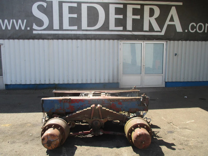 Iveco 6x4 Back Axle / Double Pont , 2 pieces in stock - Eixo traseiro por Camião: foto 1 Iveco 6x4 Back Axle / Double Pont , 2 pieces in stock - Eixo traseiro por Camião: foto 1
