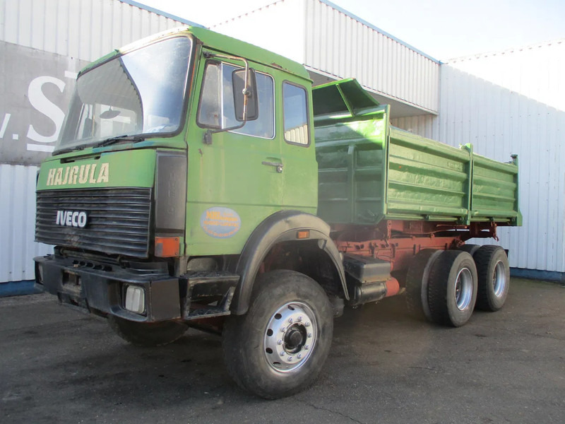Camião basculante Iveco Magirus Deutz , 320 M 26 FK , V8 , ZF Manual , 3Way tipper , Spring suspension , Drum brakes: foto 8