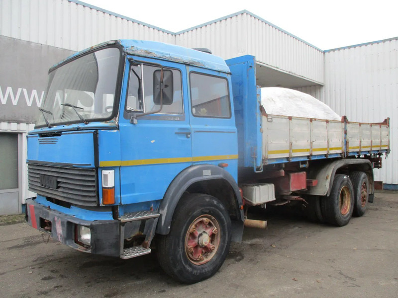 Iveco Turbostar 190-30 , Manual , V8 , 3 way tipper , Spring suspension , 6x2 - Camião basculante: foto 1 Iveco Turbostar 190-30 , Manual , V8 , 3 way tipper , Spring suspension , 6x2 - Camião basculante: foto 1