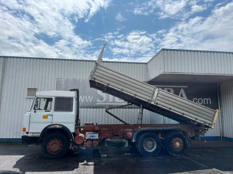 Iveco Turbostar 190-38 , 6x2 , V8 Watercooling , 3 Way Tipper , Spring Suspension , Manual - Camião basculante: foto 5 Iveco Turbostar 190-38 , 6x2 , V8 Watercooling , 3 Way Tipper , Spring Suspension , Manual - Camião basculante: foto 5